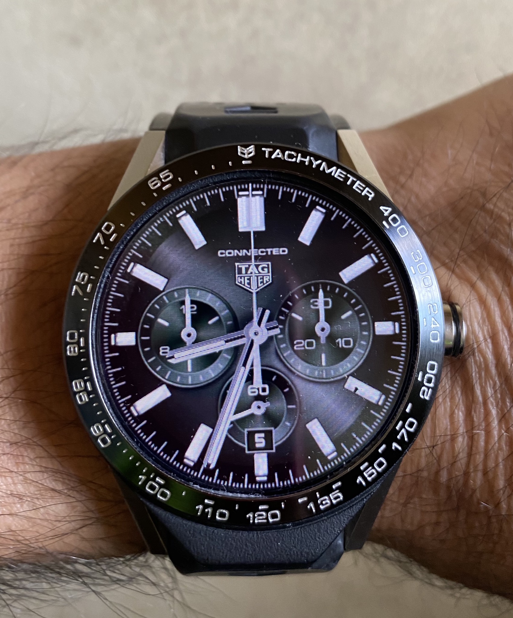 TAG HEUER • Facer: the world's largest watch face platform