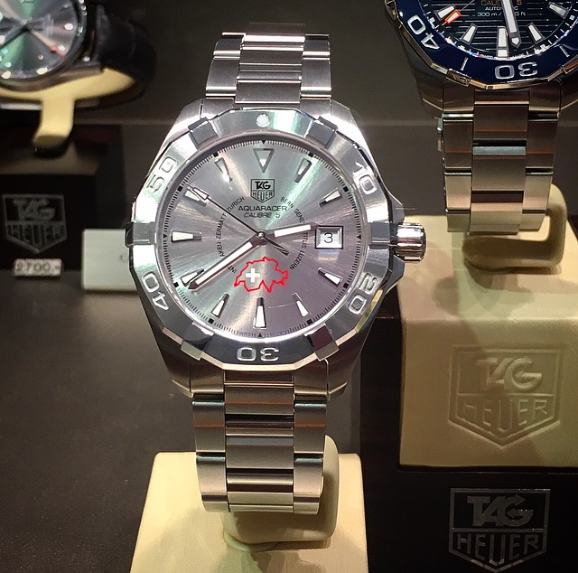 2015 Swiss Limited Edition Aquaracer TAG Heuer Forums