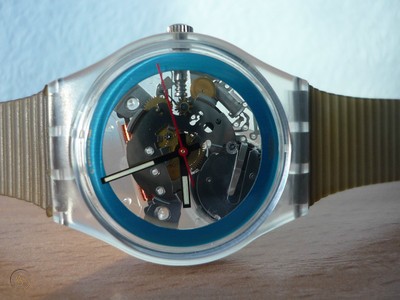 swatch-1988-disque-blue-gk113_360_cd80de04b35f5a23e9ac2001badebda7.jpg