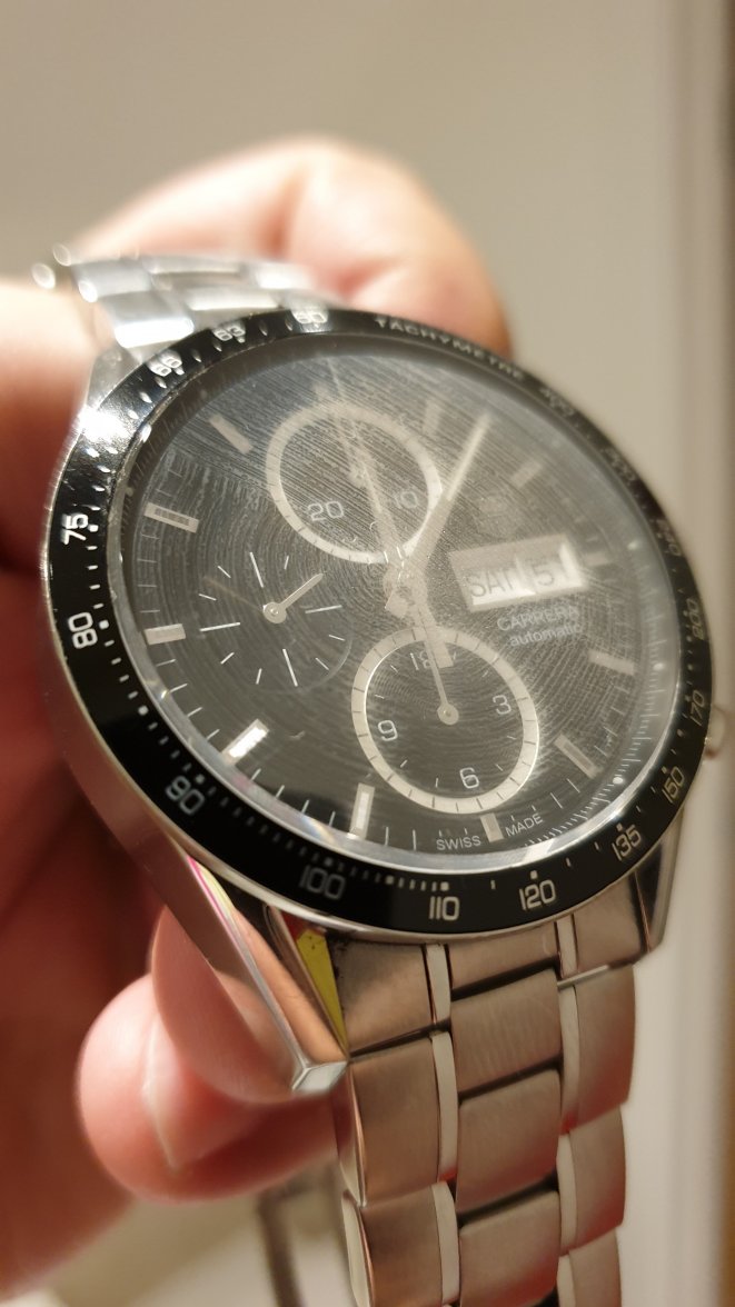 Strange swirl marks foggy Tag Carrera glass face TAG Heuer Forums