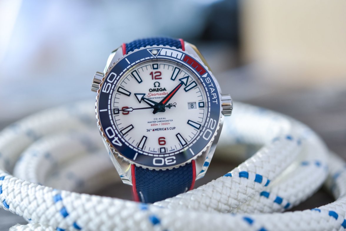 Omega-Seamaster-Planet-Ocean-600m-36th-Americas-Cup-215.32.43.21.04.001-review-7-1536x1024.jpg