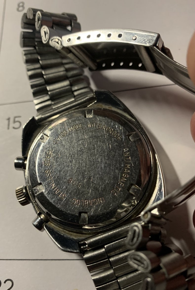 Heuer-905-3.jpg