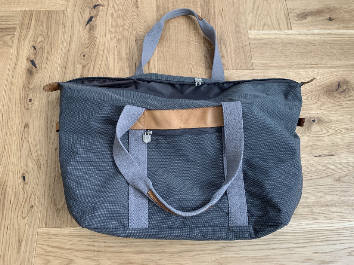 For Sale TAG Heuer weekender tote bag zip needs fixing TAG