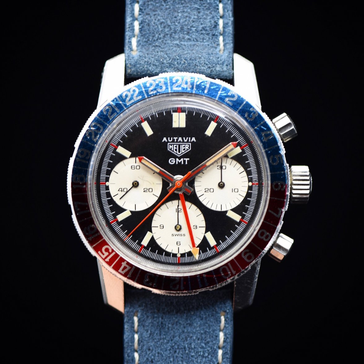 Heuer Autavia GMT Ref. 2446C -01.jpg