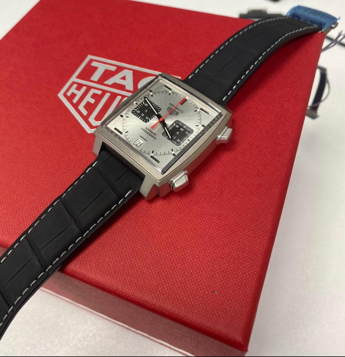 Watch Review: TAG Heuer Monaco Titan