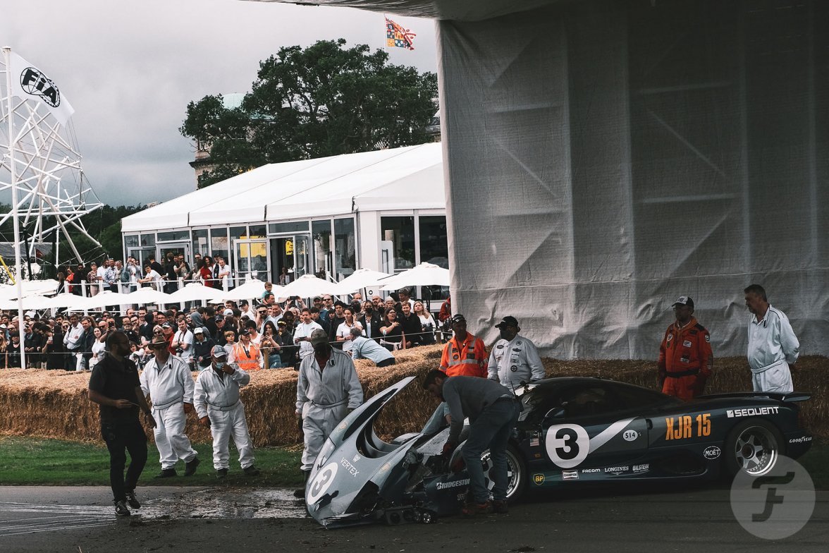 Jaguar-XJR-15-crash-Goodwood-Festival-of-Speed-2021.002-1.jpg