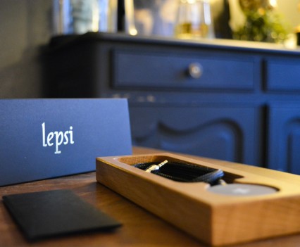 Lepsi-Watch-Scope-Watch-Analyzer-21-426x351.jpg