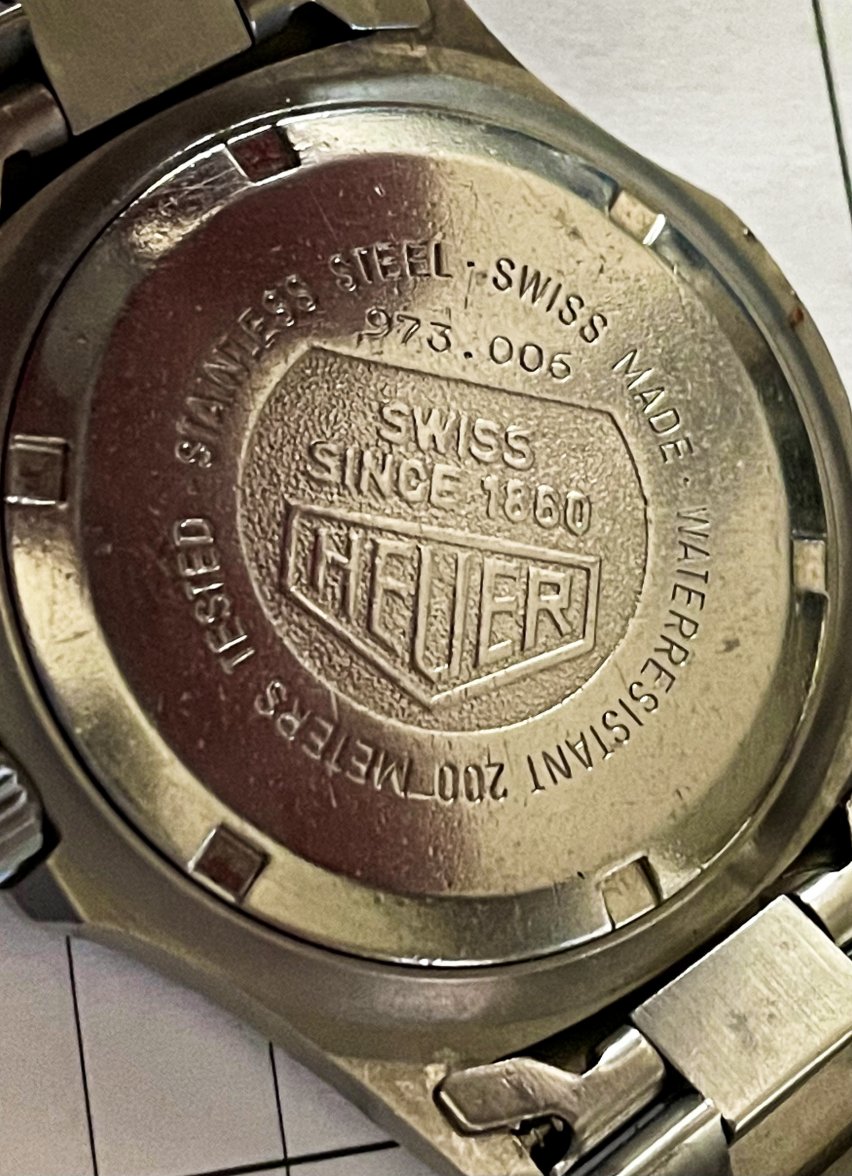 Heuer 2000 quartz caseback.jpg