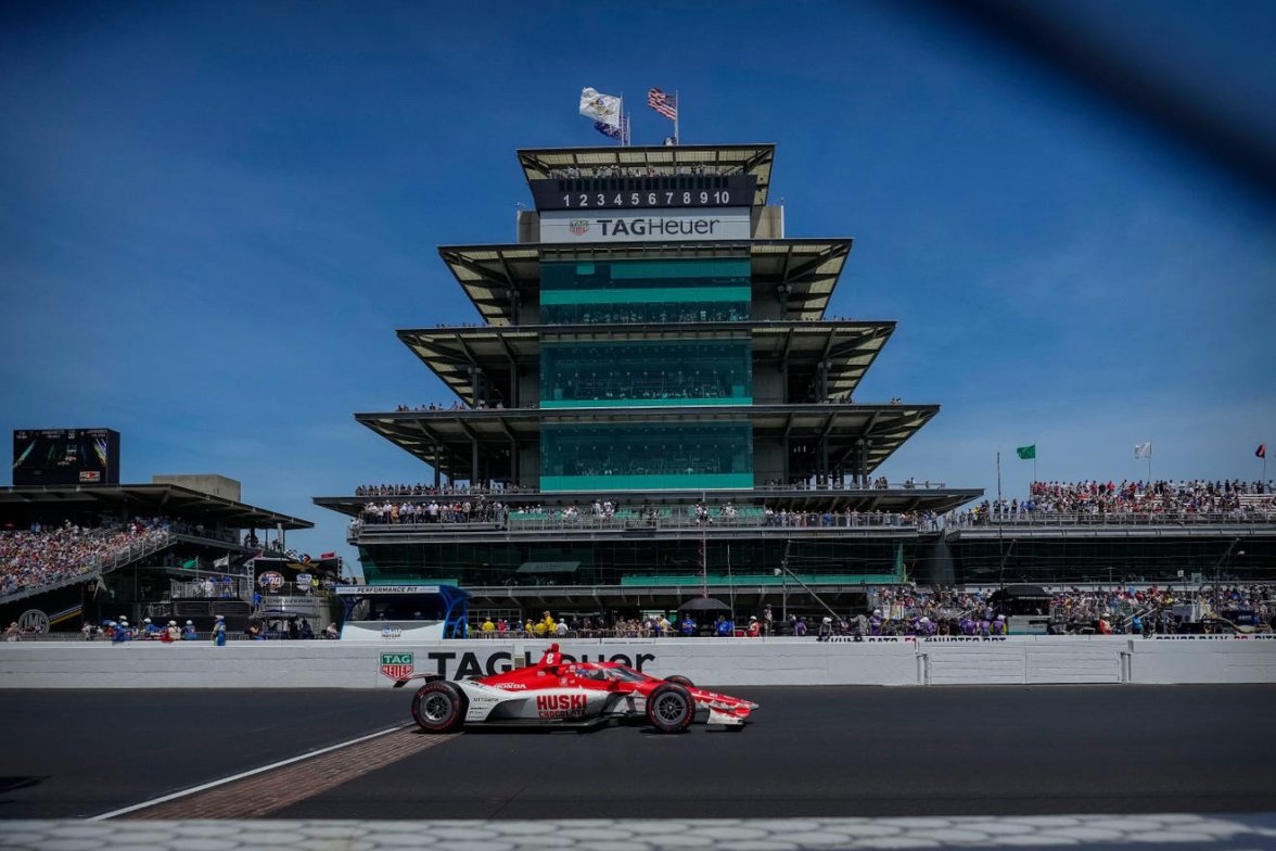 Marcus Ericsson wins Indy 500 4.jpg