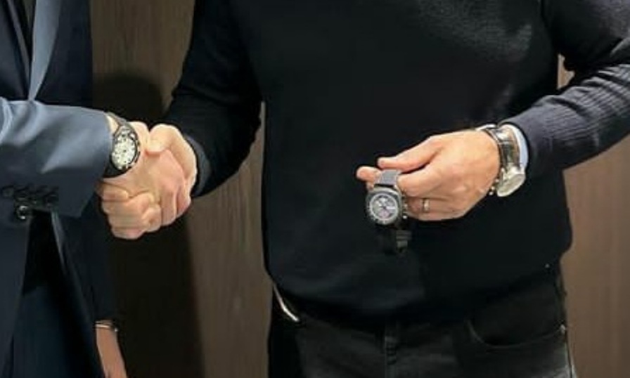 Christian Horner gets a new watch but what is it TAG Heuer Forums