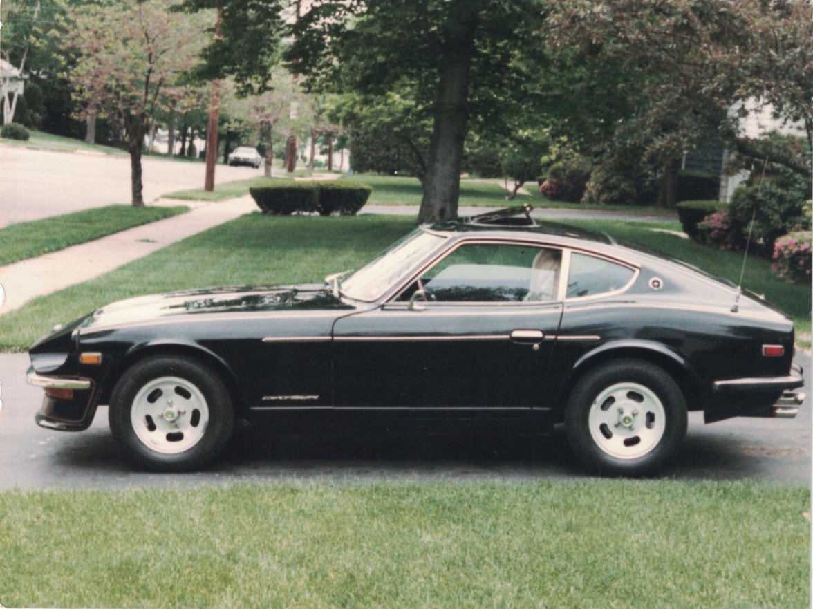 1972 Datsun 240z.jpg