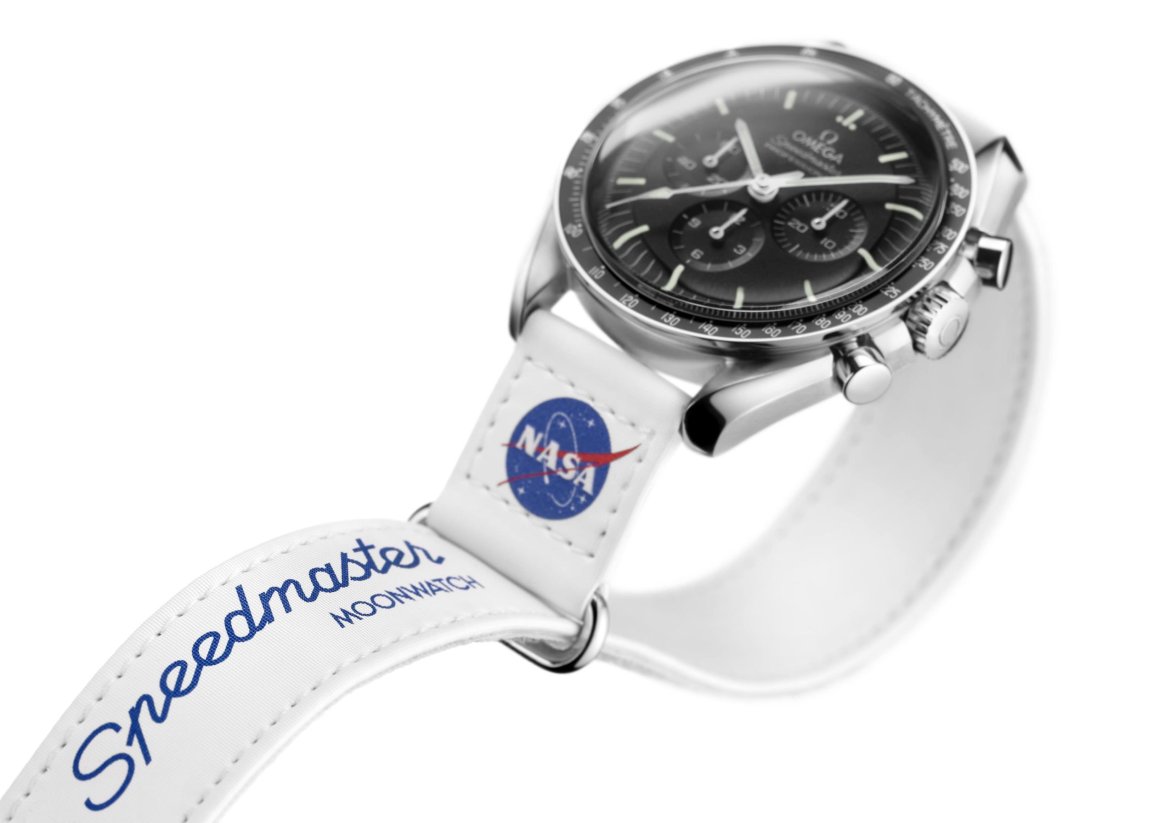 Speedmaster-nasa-white-strap-scaled.jpg