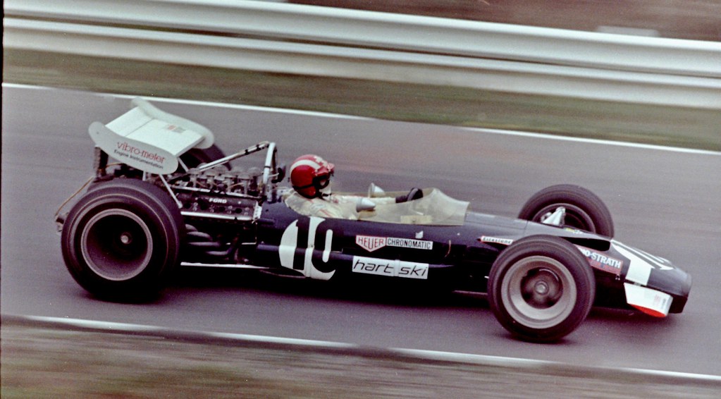 Siffert Rob Walker Lotus-Ford 49B US GP.jpg