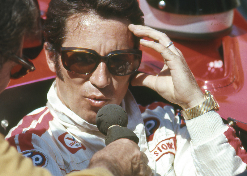 mario-andretti-indy-1971-william-edgar-photo.jpg