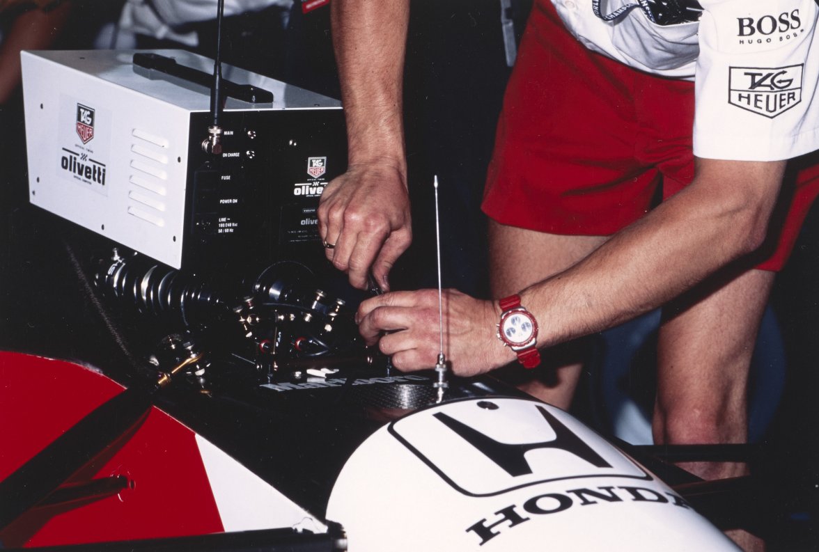 Senna_JapanGP1991_Pits.jpg