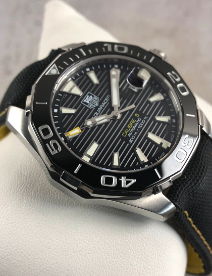 TAG Heuer - Aquaracer 300M Calibro 5 Automatico.png