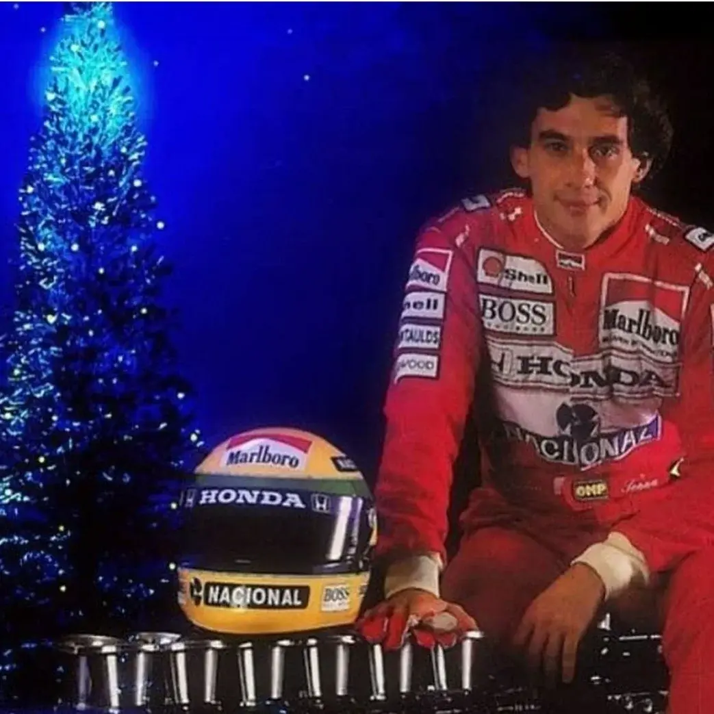 Senna Christmas 1.webp