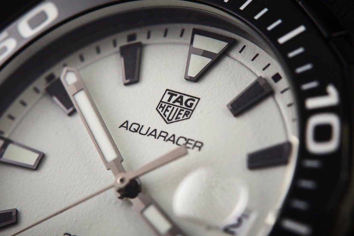 AQUARACER_300M_-QUARTZ_43MM_-_XWAY108A_8878.jpg