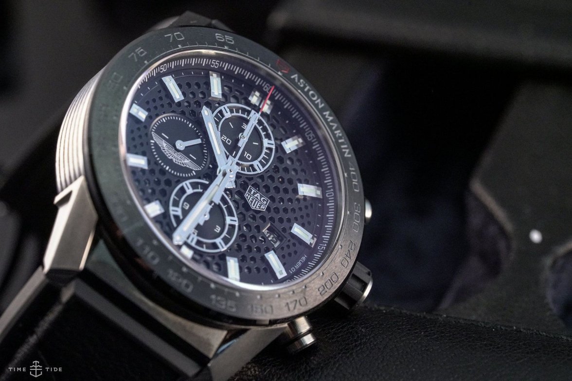 TAG.Heuer_.Carrer.Heuer_.01.Aston_.Martin.dial_-845x564@2x.jpg