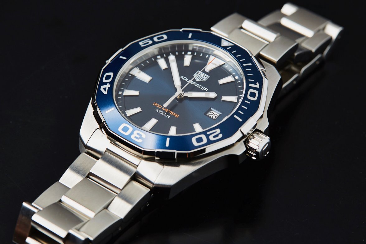 Tag heuer on sale aquaracer quartz review